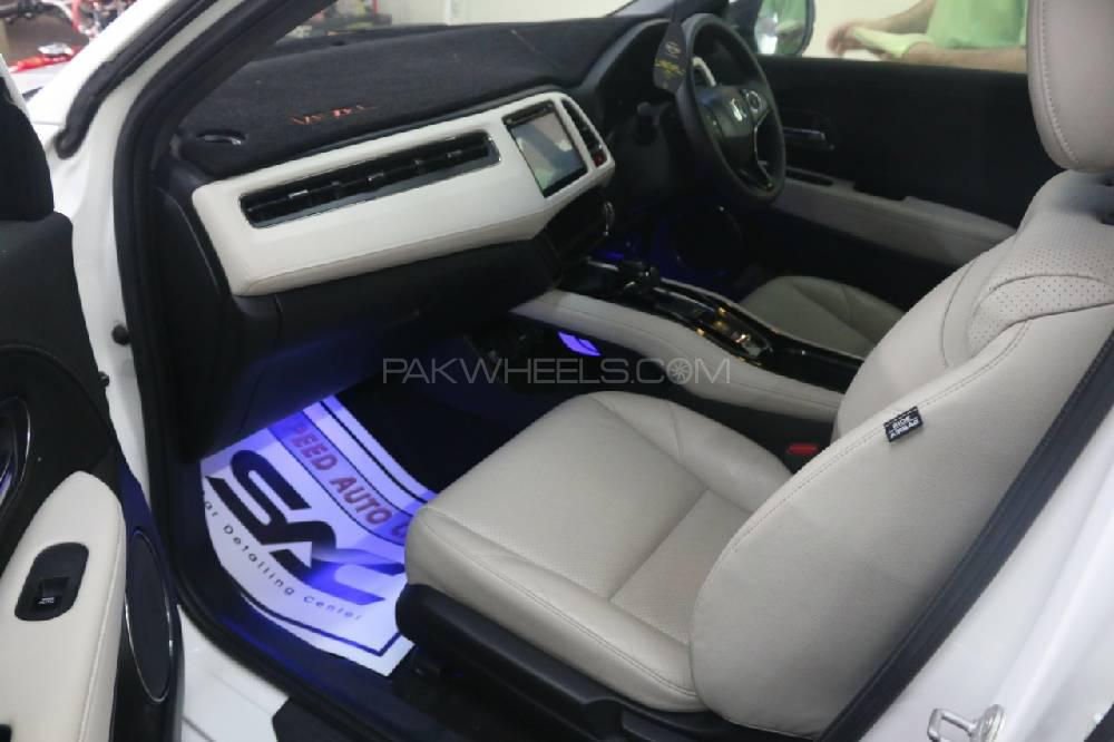 Honda Vezel 2015 for Sale in Karachi Honda Vezel 2015 for Sale in Karachi Image-11