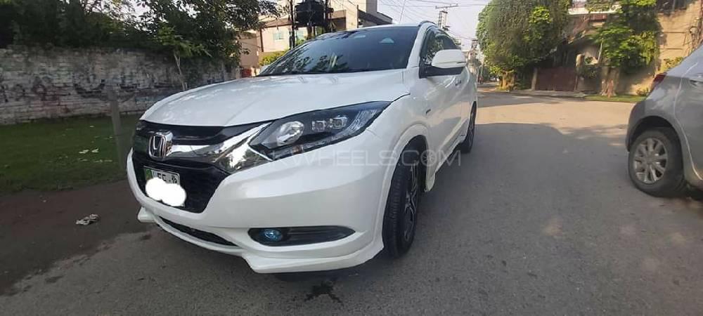 Honda Vezel 2014 for Sale in Lahore Honda Vezel 2014 for Sale in Lahore Image-6