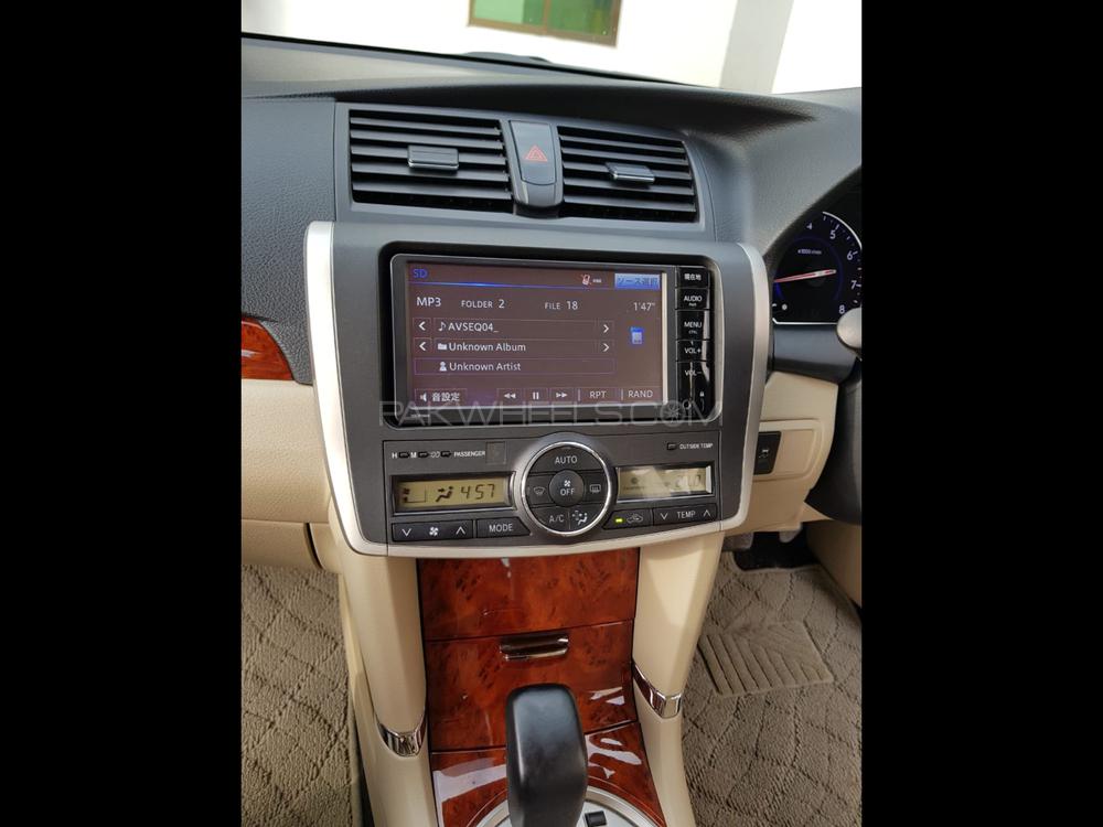 Toyota Premio 2015 for Sale in Multan Toyota Premio 2015 for Sale in Multan Image-8