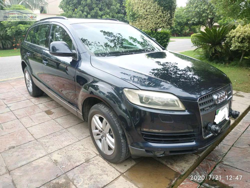 آوڈی کیو 7 2008 for Sale in لاہور آوڈی کیو 7 2008 for Sale in لاہور Image-2