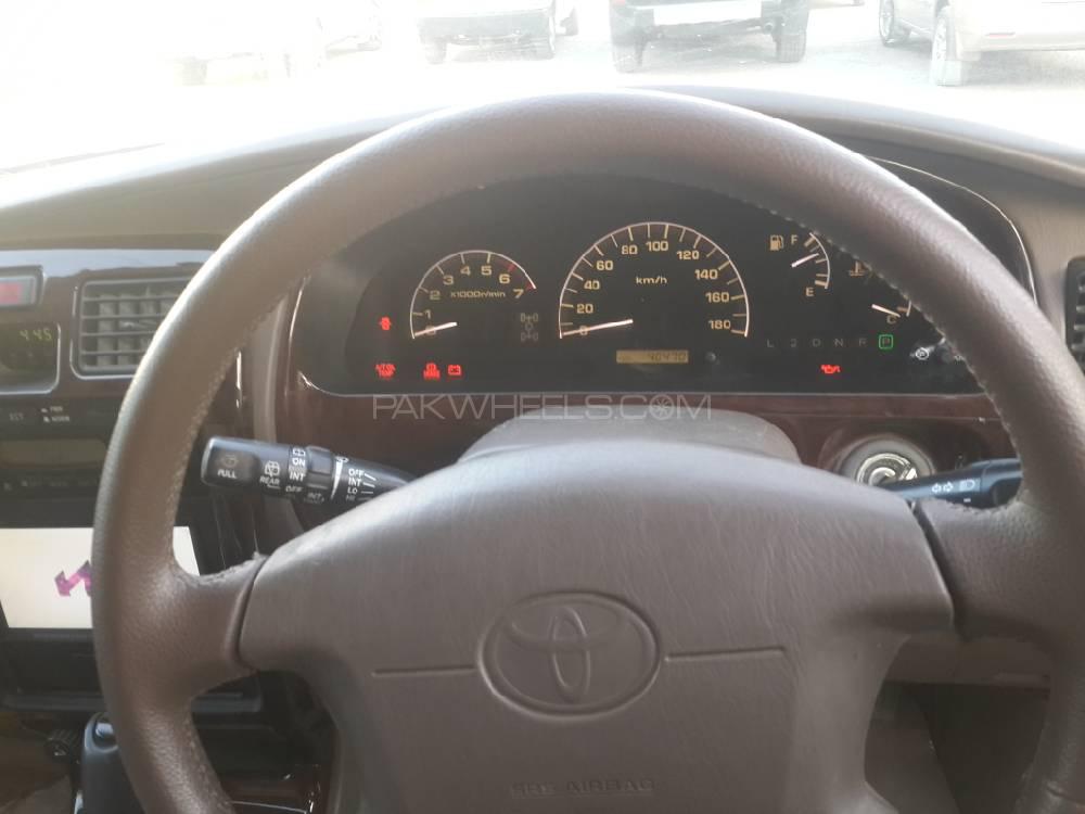 Toyota Surf 2001 for Sale in Quetta Toyota Surf 2001 for Sale in Quetta Image-3