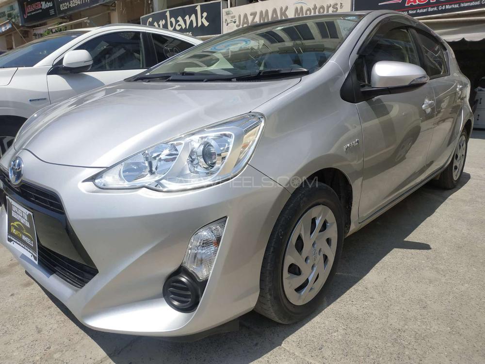 Toyota Aqua 2017 for Sale in Islamabad Image-1