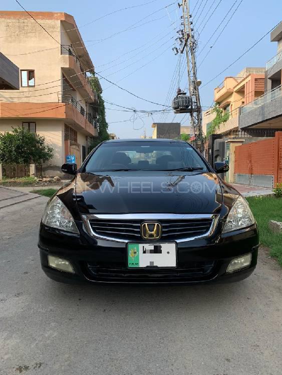 Honda Accord 2005 for Sale in Lahore Image-1