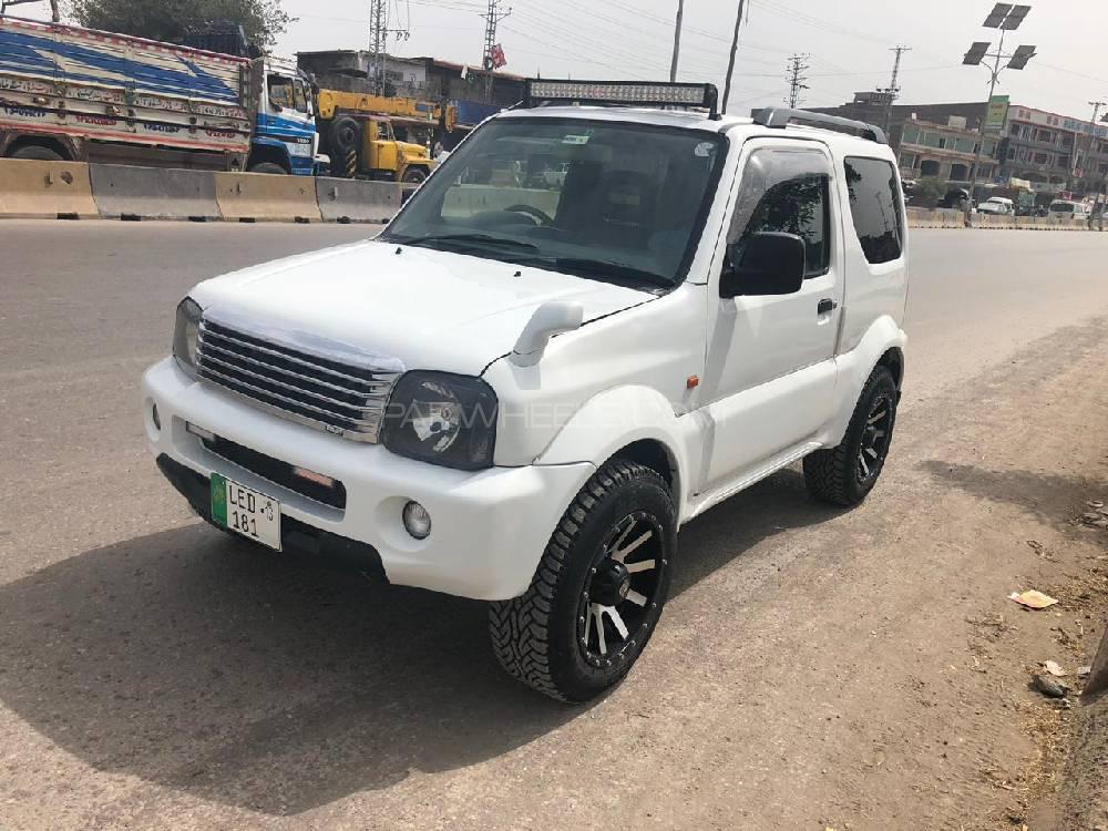 Suzuki Jimny 2013 for Sale in Havali Lakhan Image-1