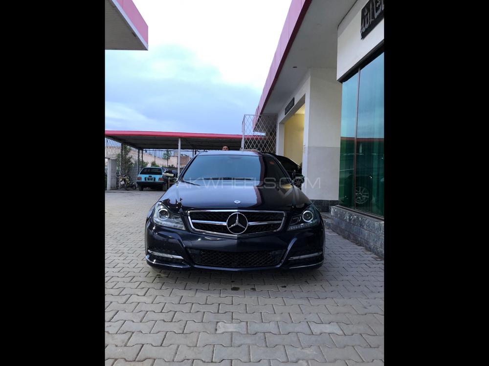 Mercedes Benz C Class 2008 for Sale in Peshawar Image-1