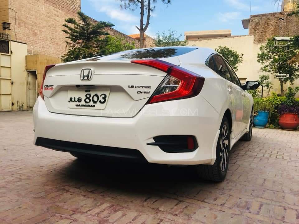 Honda Civic - 2017  Honda Civic - 2017  Image-5