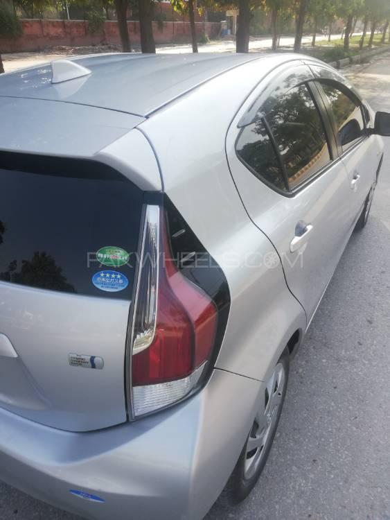 Toyota Aqua 2015 for Sale in Peshawar Toyota Aqua 2015 for Sale in Peshawar Image-8