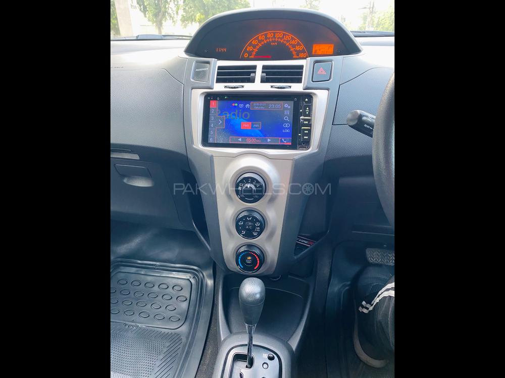 Toyota Vitz 2009 for Sale in Lahore Toyota Vitz 2009 for Sale in Lahore Image-19