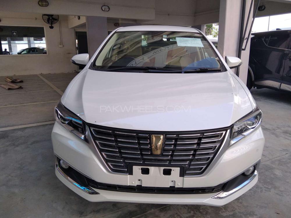 Toyota Premio 2017 for Sale in Karachi Image-1