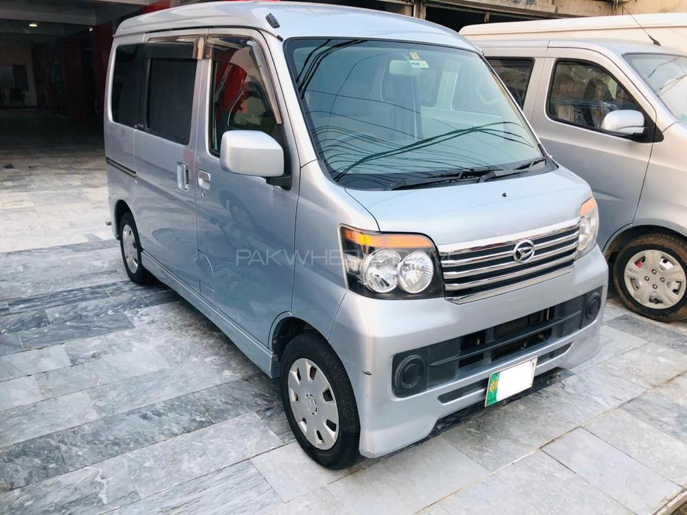 Daihatsu Atrai Wagon 2013 for Sale in Lahore Image-1