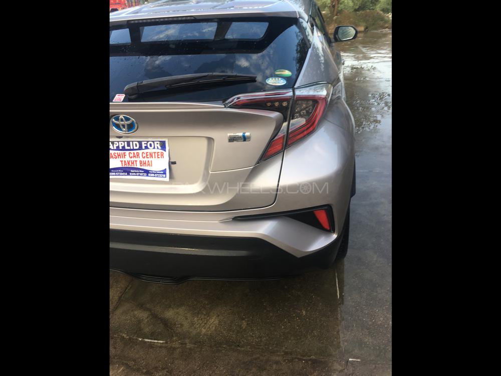 Toyota C-HR 2017 for Sale in Mardan Toyota C-HR 2017 for Sale in Mardan Image-5