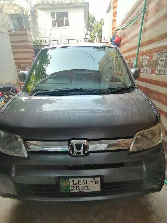 Honda Zest 2007 for Sale in Lahore Image-1