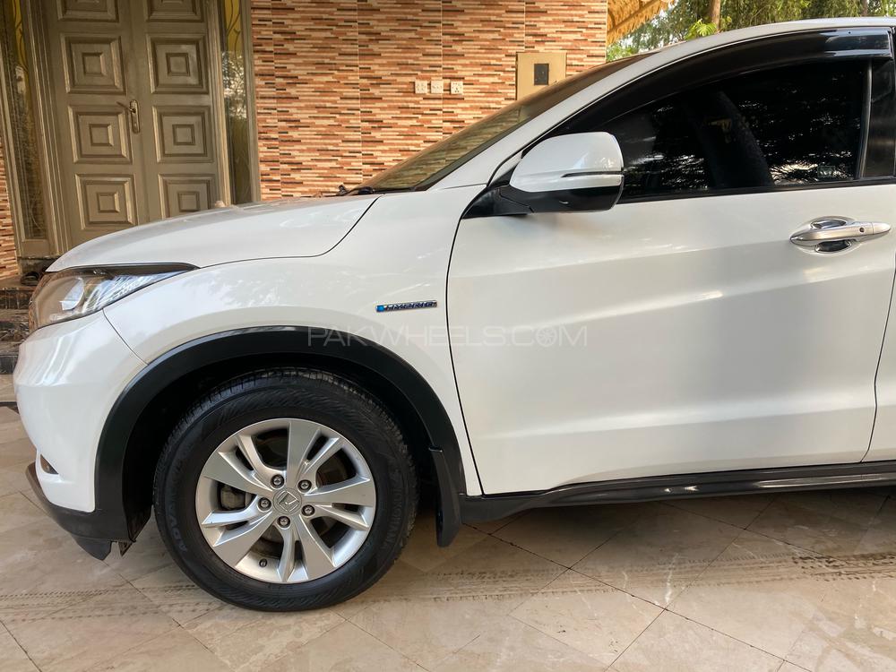 Honda Vezel 2014 for Sale in Islamabad Honda Vezel 2014 for Sale in Islamabad Image-5