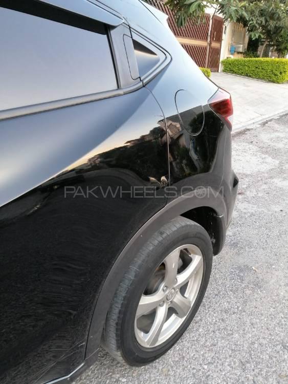 Honda Vezel 2014 for Sale in Islamabad Honda Vezel 2014 for Sale in Islamabad Image-8