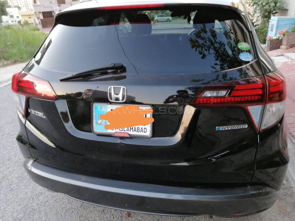 Honda Vezel 2014 for Sale in Islamabad Honda Vezel 2014 for Sale in Islamabad Image-13