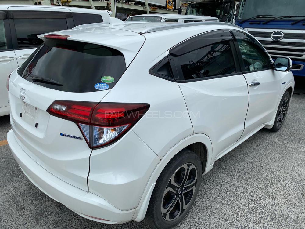Honda Vezel 2015 for Sale in Peshawar Honda Vezel 2015 for Sale in Peshawar Image-7