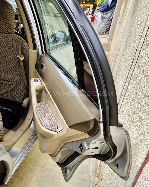 Honda Civic 2005 for Sale in Karachi Honda Civic 2005 for Sale in Karachi Image-10