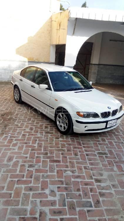 BMW 3 Series 2002 for Sale in Mardan Image-1