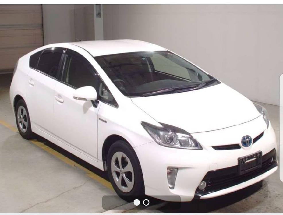 Toyota Prius 2013 for Sale in Lahore Image-1