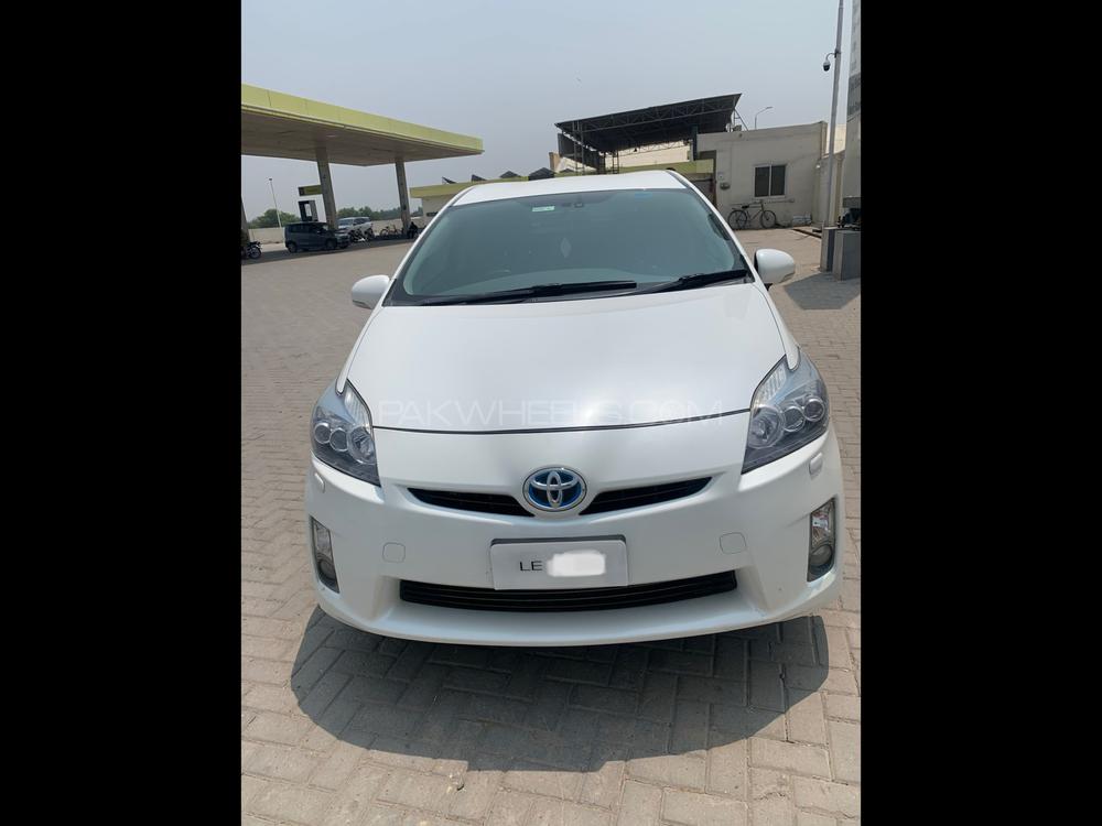 Toyota Prius 2011 for Sale in Peshawar Image-1
