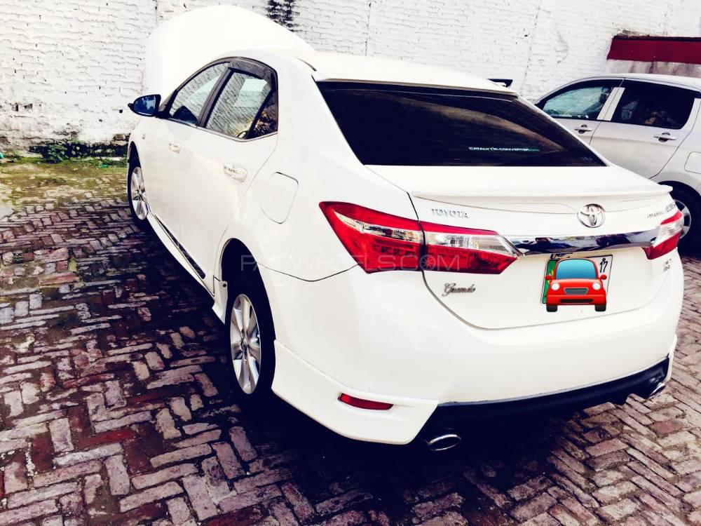 Toyota Corolla 2017 for Sale in Lahore Image-1
