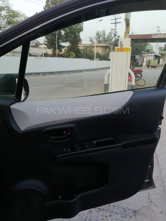 Toyota Vitz 2013 for Sale in Peshawar Toyota Vitz 2013 for Sale in Peshawar Image-3