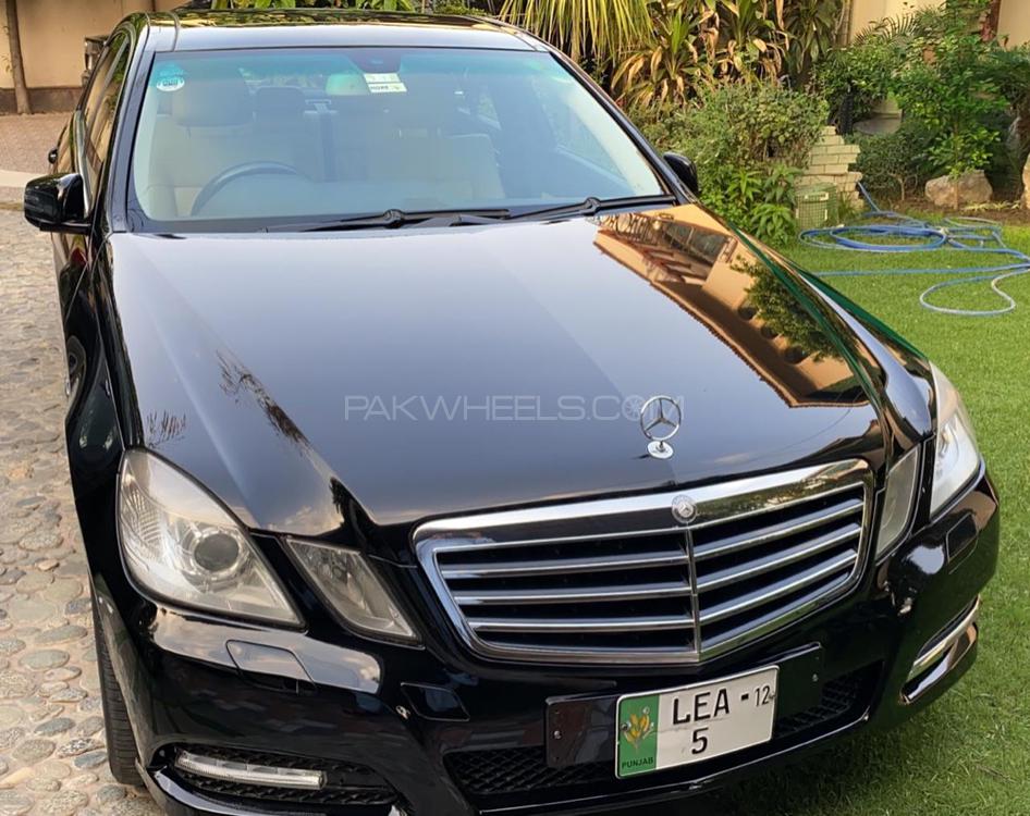 Mercedes Benz E Class 2012 for Sale in Lahore Image-1