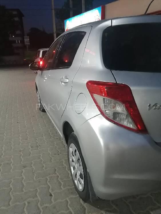 Toyota Vitz 2014 for Sale in Sahiwal Image-1