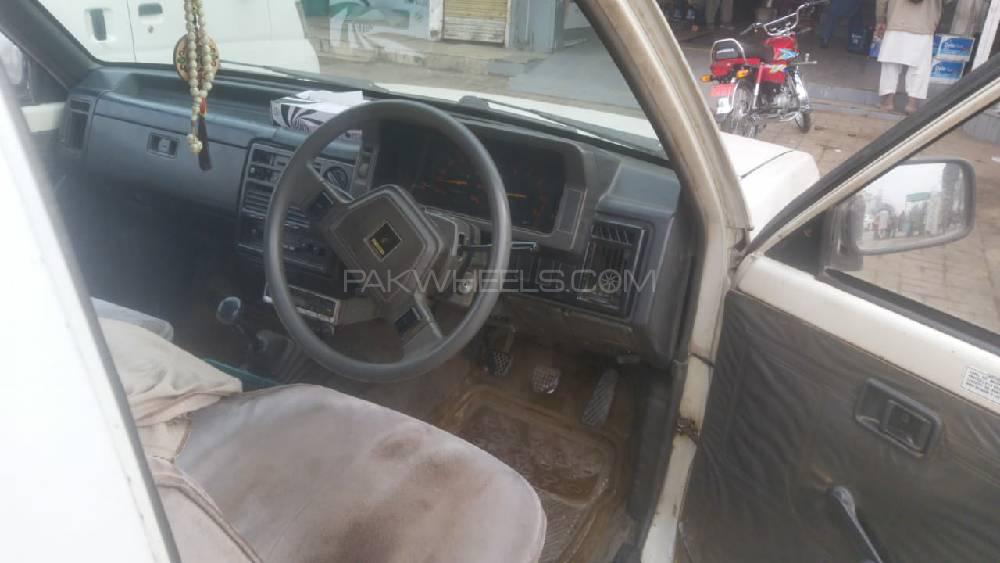 مازدا بی 2200 1992 for Sale in صادق آباد مازدا بی 2200 1992 for Sale in صادق آباد Image-3