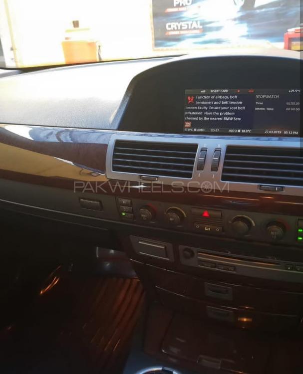 BMW 7 Series 2003 for Sale in Islamabad BMW 7 Series 2003 for Sale in Islamabad Image-4