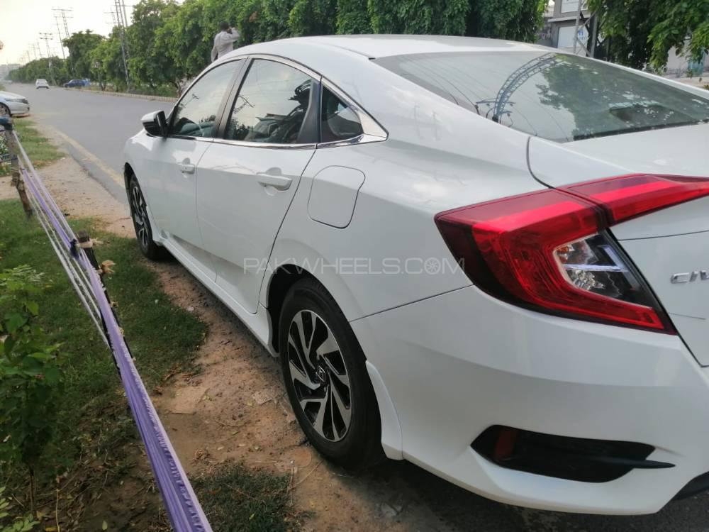 Honda Civic 2018 for Sale in Lahore Honda Civic 2018 for Sale in Lahore Image-11