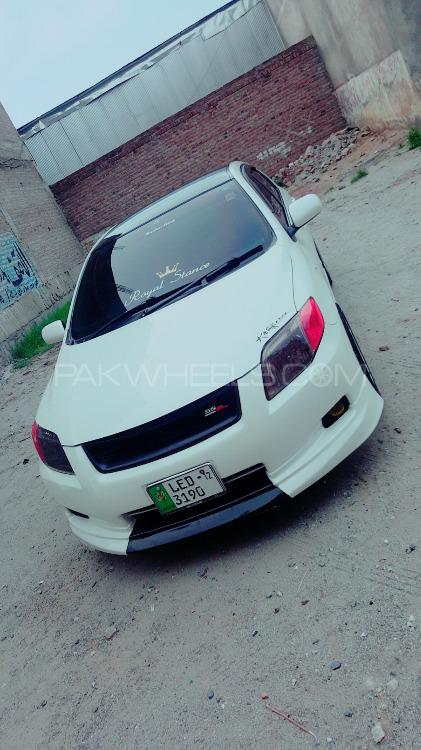 Toyota Corolla Axio - 2012  Toyota Corolla Axio - 2012  Image-9