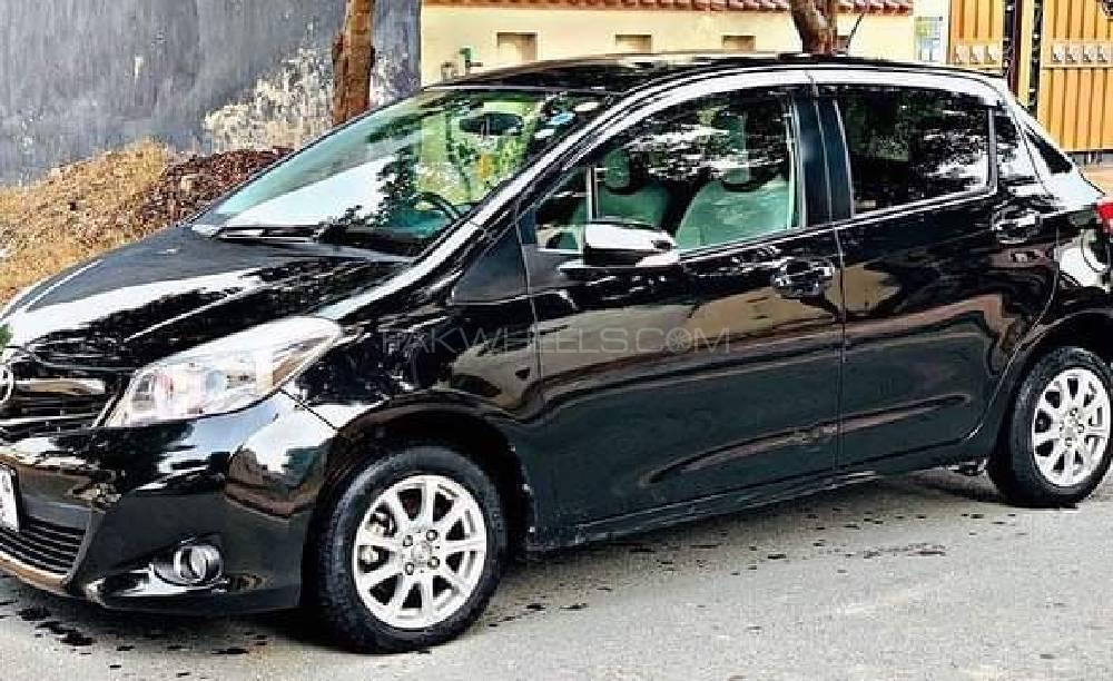 Toyota Vitz 2011 for Sale in Lahore Toyota Vitz 2011 for Sale in Lahore Image-2