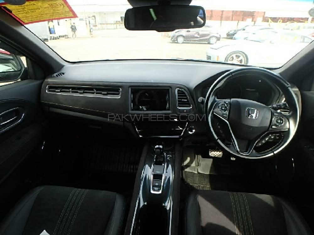 Honda Vezel 2018 for Sale in Lahore Honda Vezel 2018 for Sale in Lahore Image-10