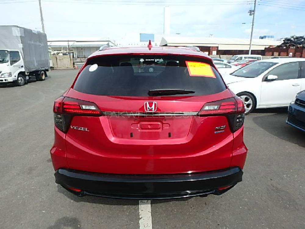 Honda Vezel 2018 for Sale in Lahore Honda Vezel 2018 for Sale in Lahore Image-12