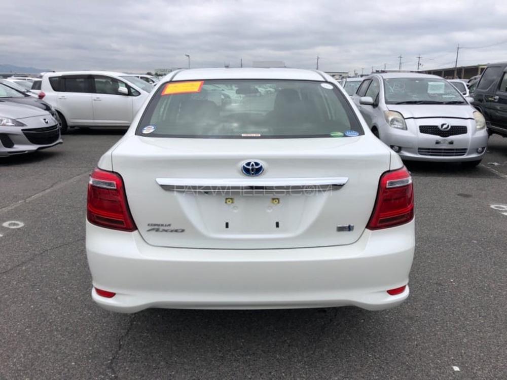 Toyota Corolla Axio 2017 for Sale in Karachi Toyota Corolla Axio 2017 for Sale in Karachi Image-5