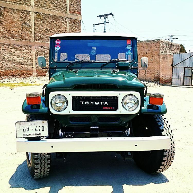 Toyota Land Cruiser - 1983  Toyota Land Cruiser - 1983  Image-4