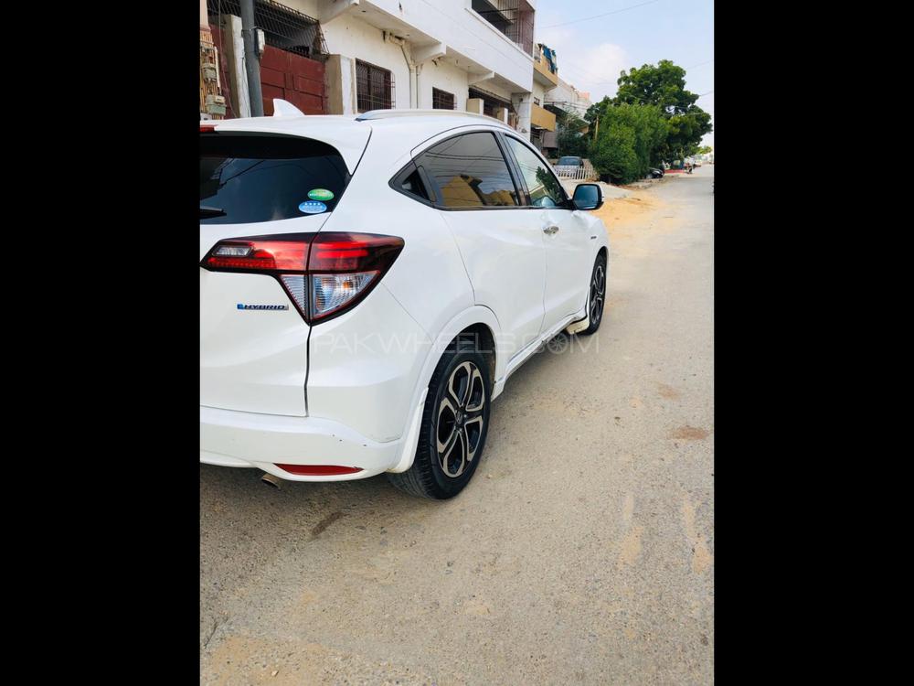 Honda Vezel 2017 for Sale in Karachi Honda Vezel 2017 for Sale in Karachi Image-6