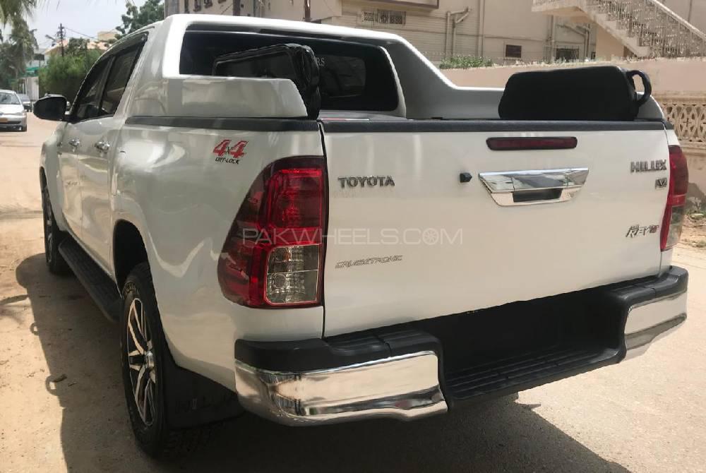 Toyota Hilux 2018 for Sale in Karachi Toyota Hilux 2018 for Sale in Karachi Image-4