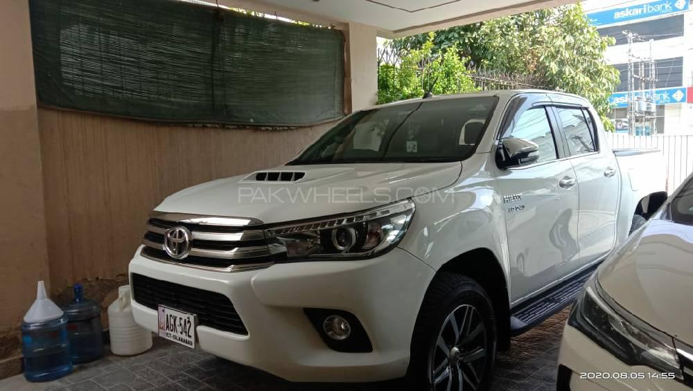 Toyota Hilux 2017 for Sale in Lahore Image-1