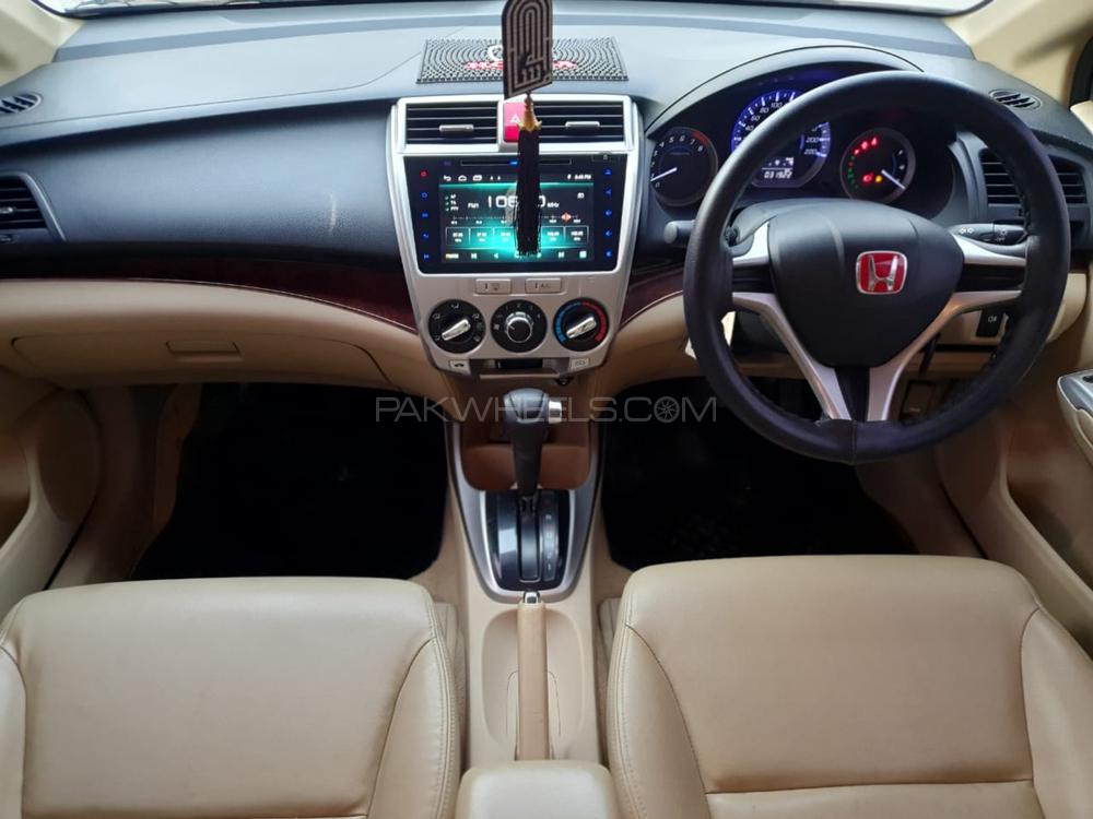 ہونڈا سٹی 2018 for Sale in کراچی ہونڈا سٹی 2018 for Sale in کراچی Image-17