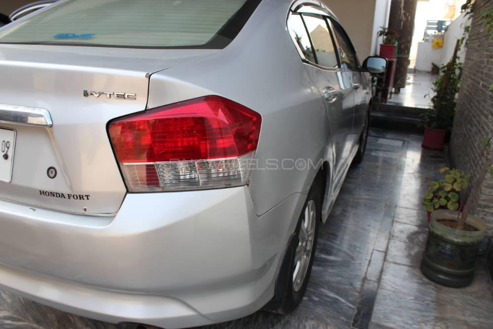 Honda City 2009 for Sale in Lahore Honda City 2009 for Sale in Lahore Image-11