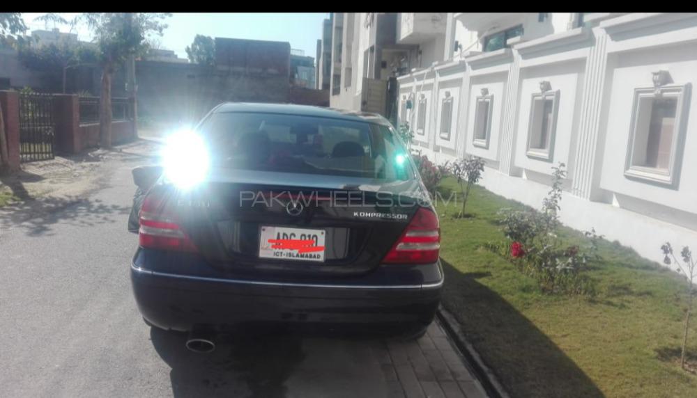 Mercedes Benz C Class 2007 for Sale in Lahore Image-1