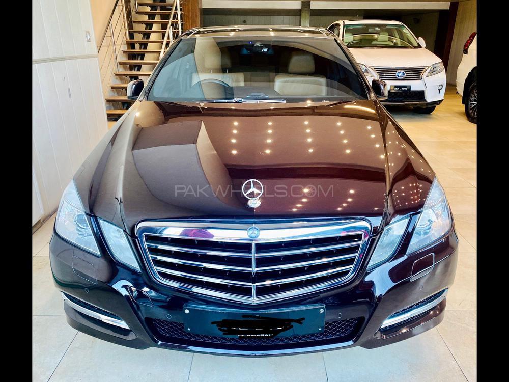 Mercedes Benz E Class 2011 for Sale in Lahore Image-1