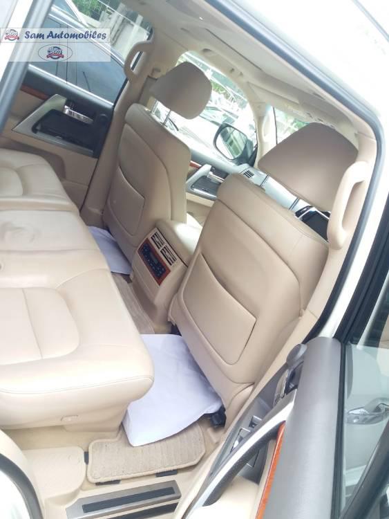 Toyota Land Cruiser 2013 for Sale in Karachi Toyota Land Cruiser 2013 for Sale in Karachi Image-8