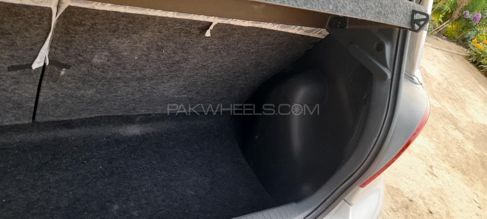 Toyota Vitz 2002 for Sale in Bannu Toyota Vitz 2002 for Sale in Bannu Image-16