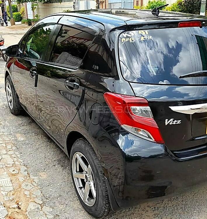 Toyota Vitz 2015 for Sale in Karachi Toyota Vitz 2015 for Sale in Karachi Image-5