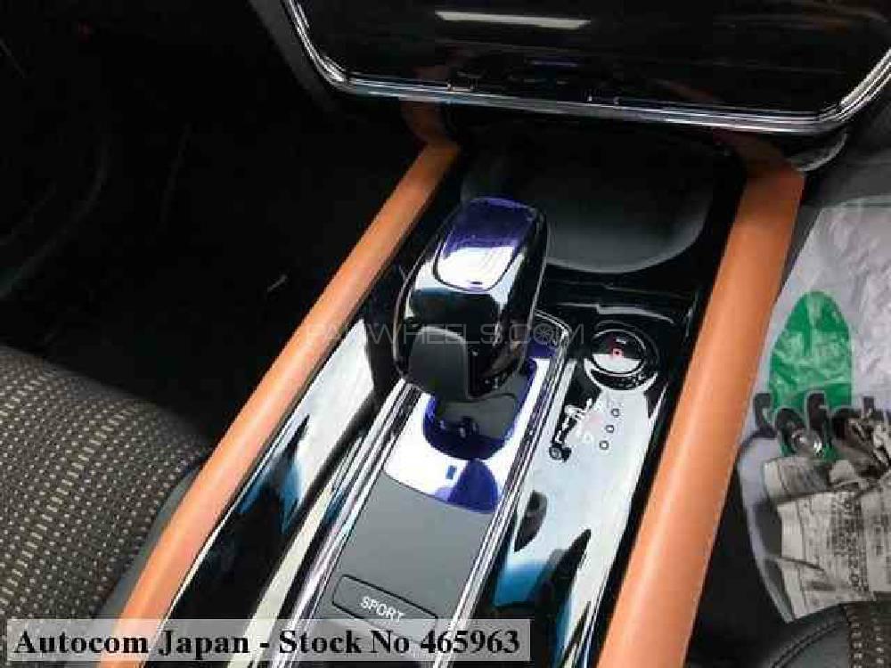Honda Vezel 2015 for Sale in Peshawar Honda Vezel 2015 for Sale in Peshawar Image-8