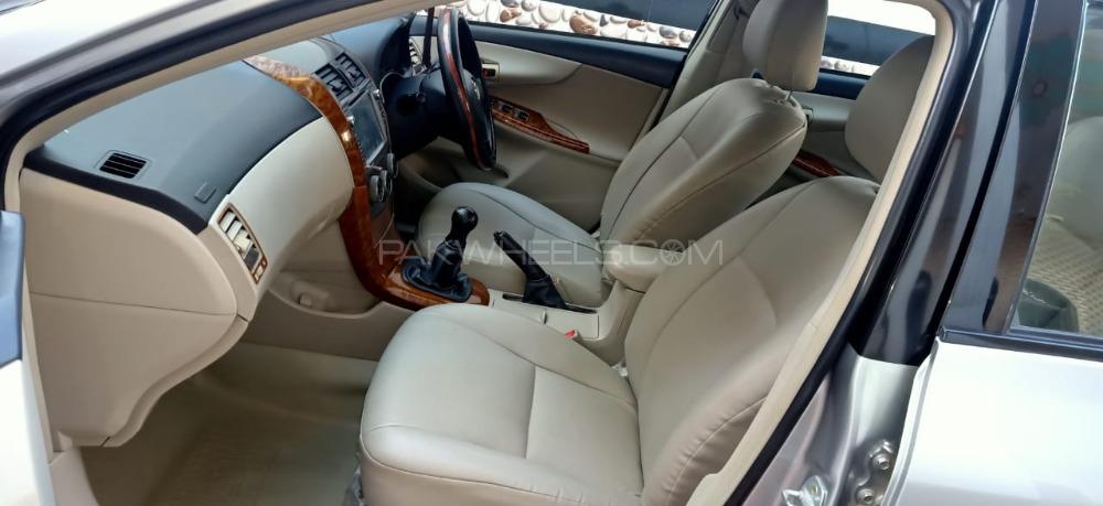 Toyota Corolla 2011 for Sale in Peshawar Toyota Corolla 2011 for Sale in Peshawar Image-2