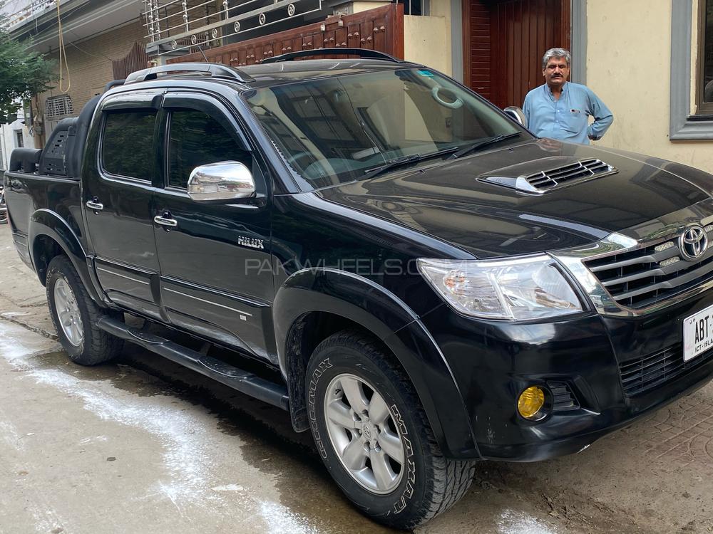Toyota Hilux 2012 for Sale in Islamabad Toyota Hilux 2012 for Sale in Islamabad Image-3